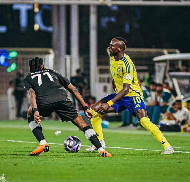 太狠了！多特蒙德围绕英超绝杀压哨摩纳哥转会期临场应变，C罗连续三场比赛得分超过势不可挡的简单介绍